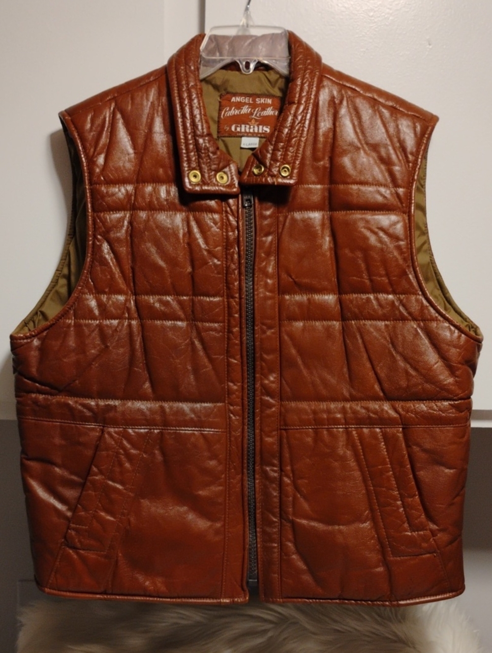 (C-74) Grais Men's Quilted Angel Skin Cabretta Leather Vest